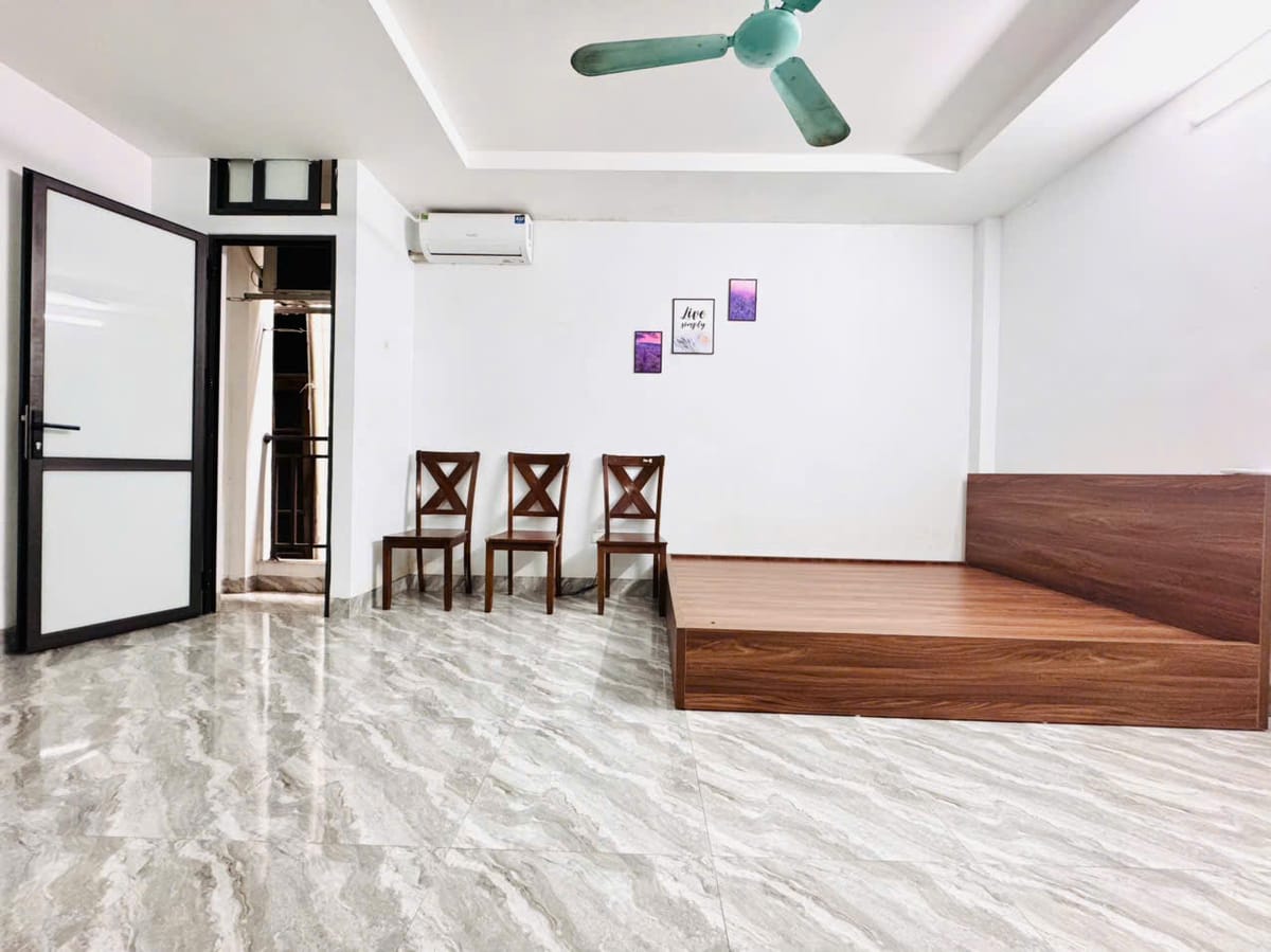 Studio tại Nhà số 55C , Ngõ 296 Lĩnh Nam