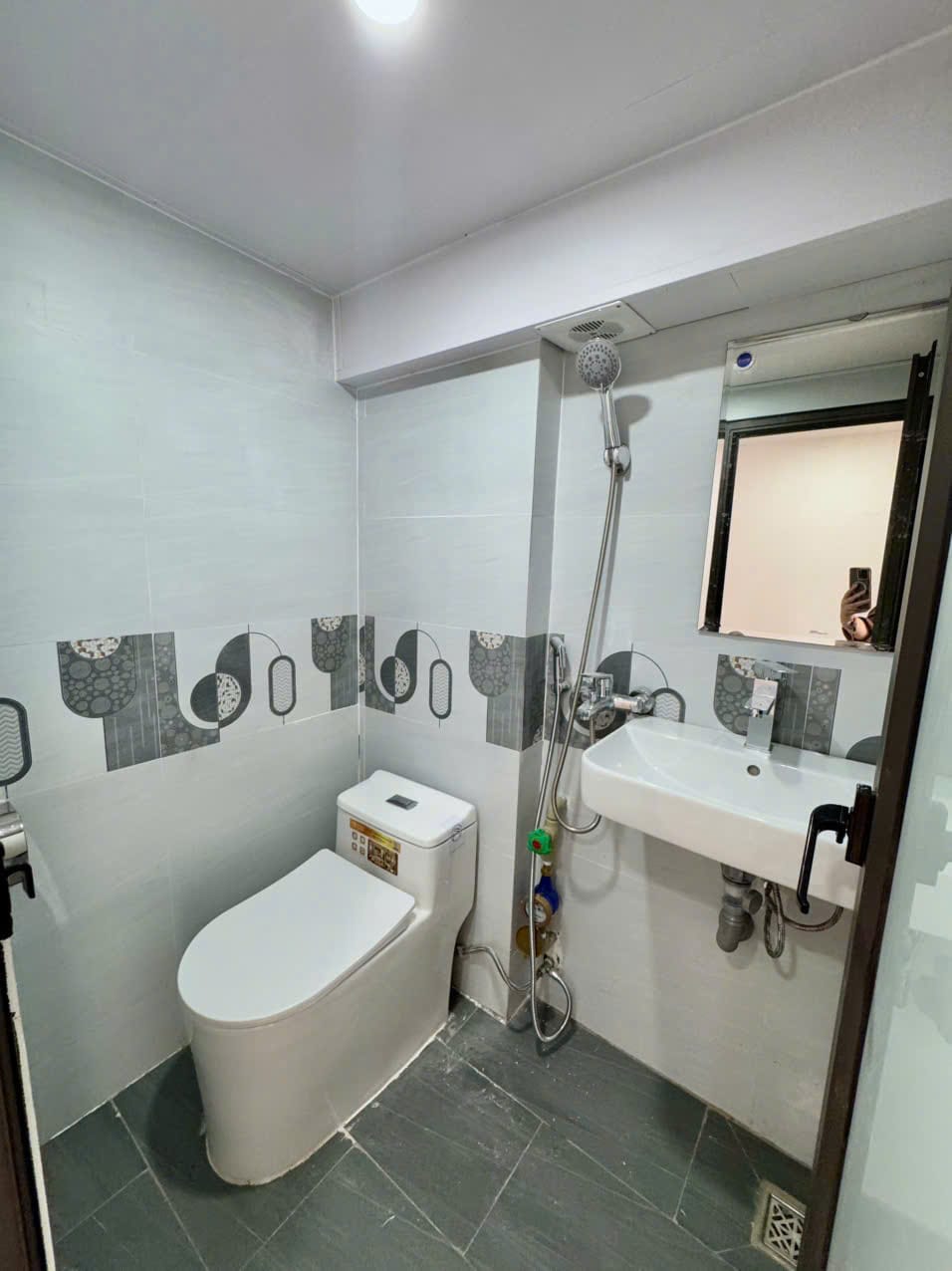 Gác xép tại SỐ 12 88/105 TRẦN QUÝ CÁP