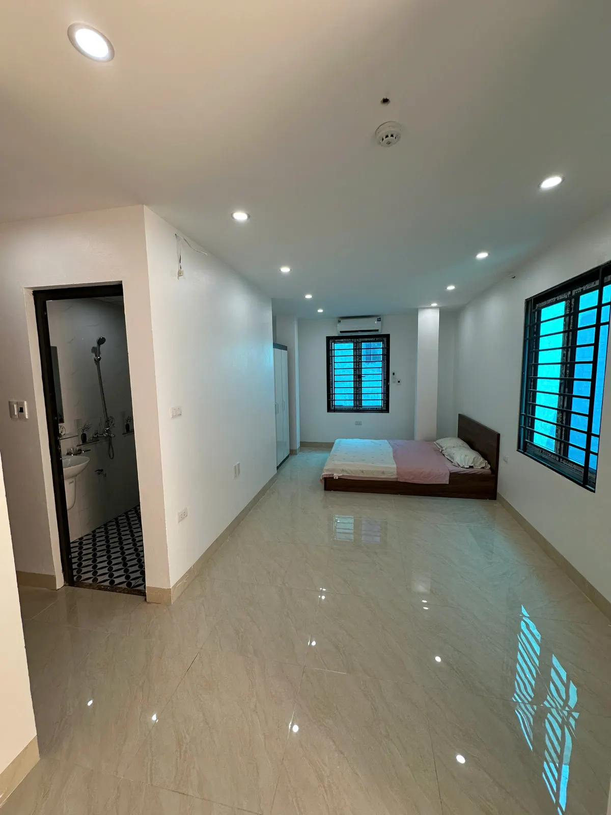 STIU ĐÌNH THÔN XỊN SÒ