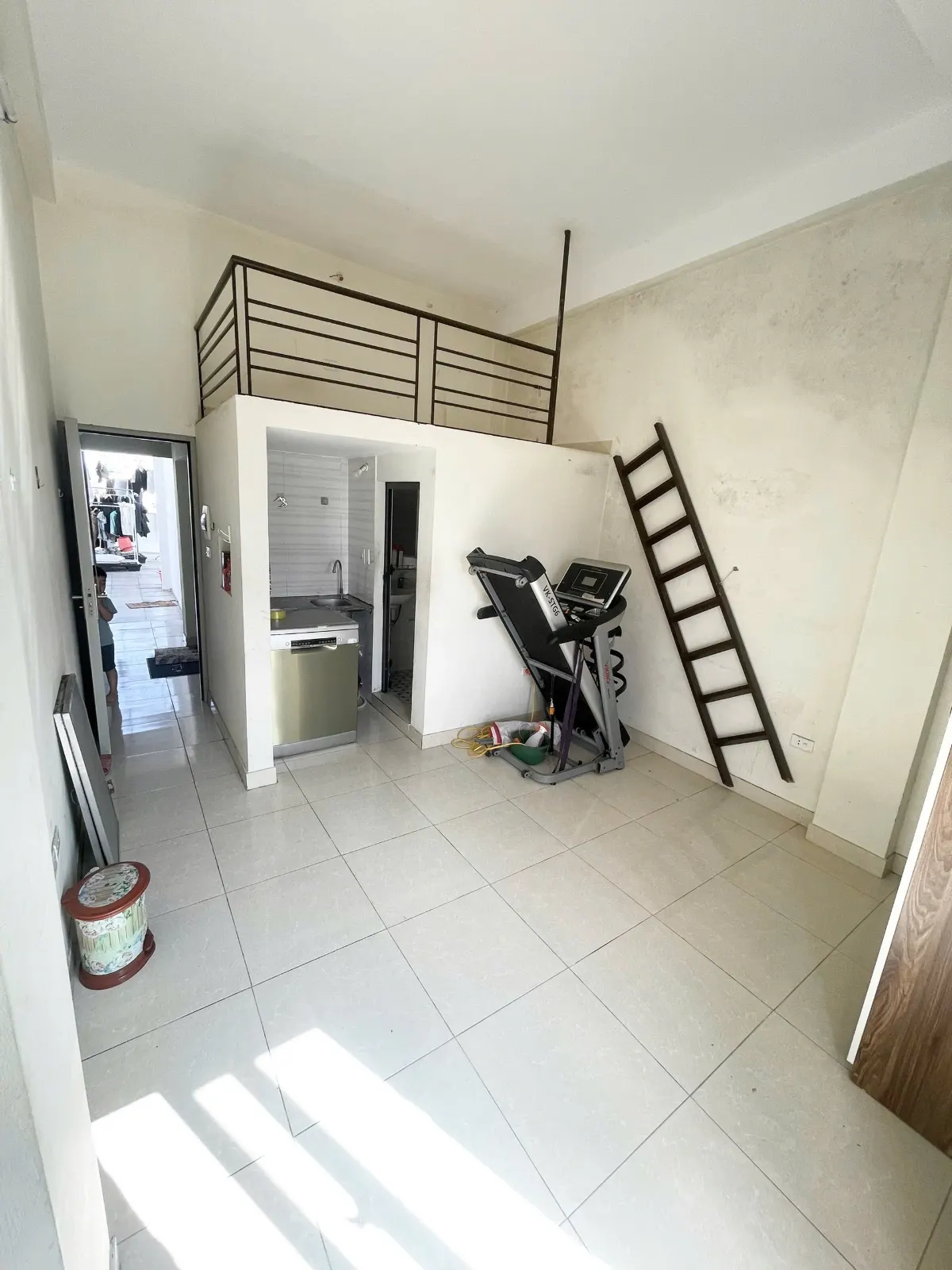 Studio + Gác xép tại Ngõ 192 Số nhà 59 Lê Trọng Tấn-thanh xuân