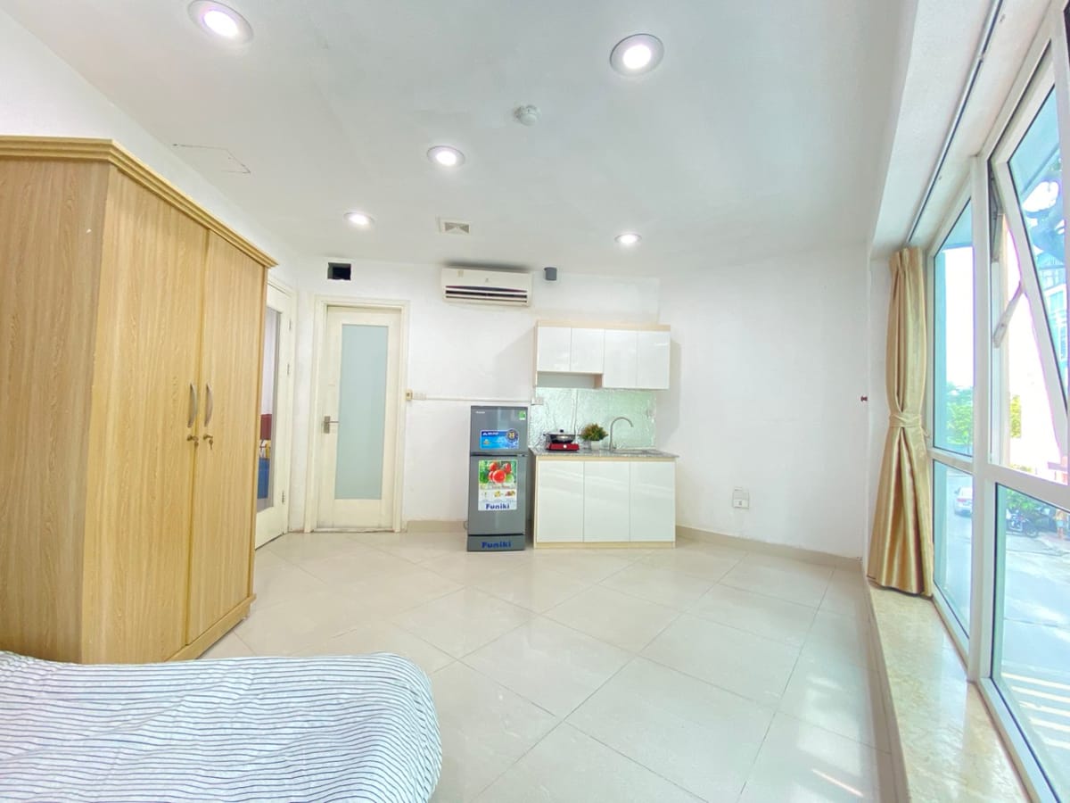 1 ngủ 1 khách tại Số 27 Lâm Hạ, phường Bồ Đề, quận Long Biên, TP. Hà Nội