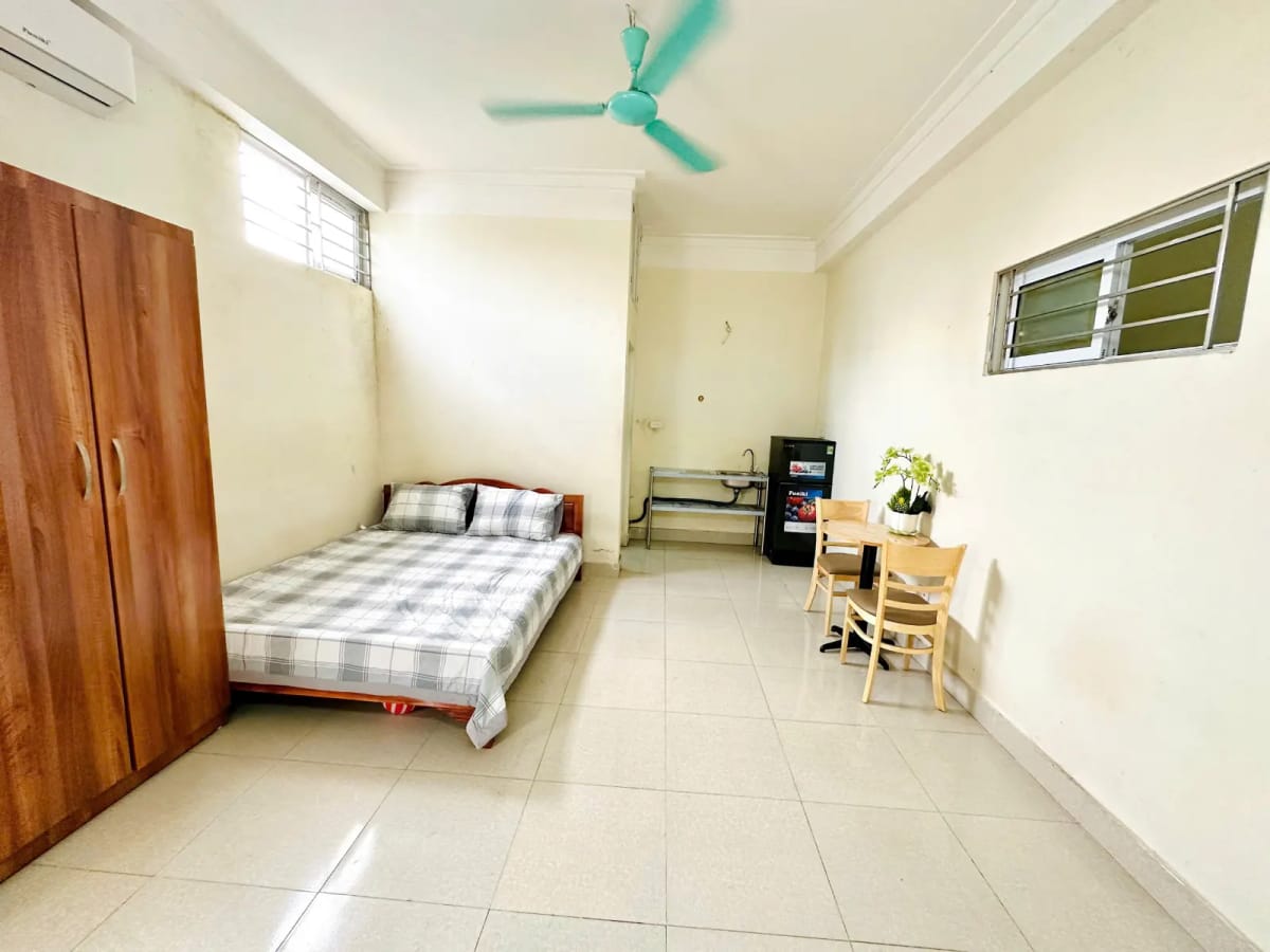 Phòng 1 ngủ full đồ ngõ 99 Trung Kính