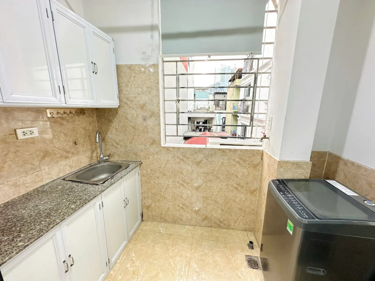 Phòng 1 ngủ - bếp riêng ngõ 43 Trung Kính